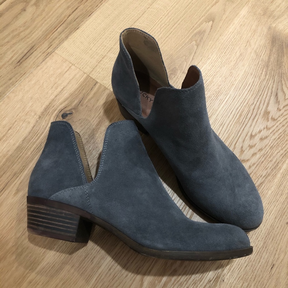 **currently unavailable** LUCKY BRAND BOOTIES🍀